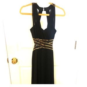 Betsy & Adam Gown Size 8